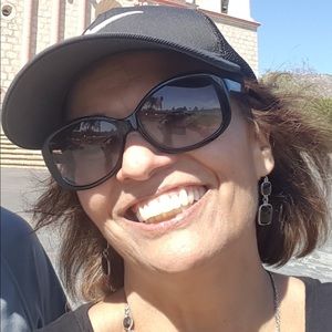 Meet your Posher, Annette